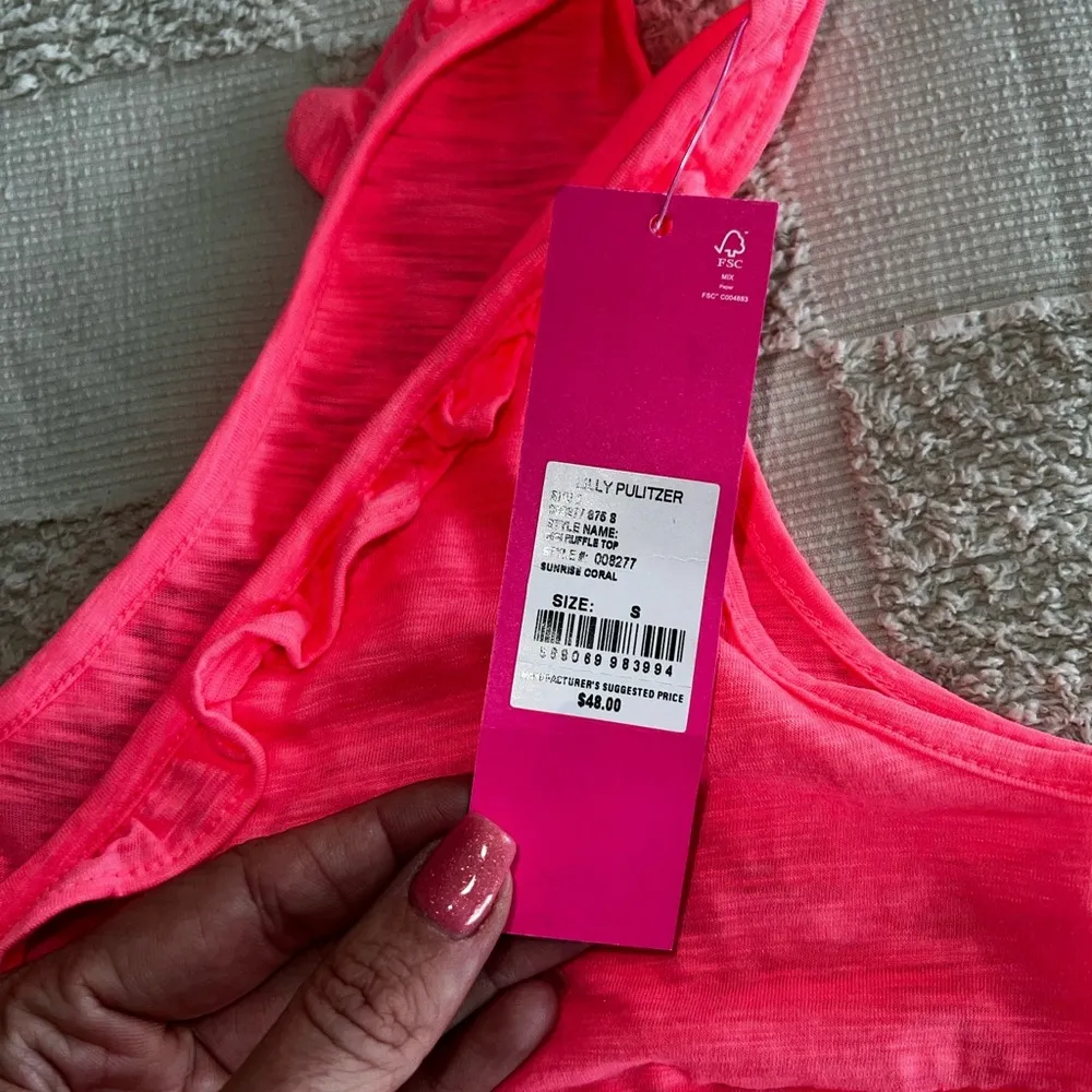 NWT Lilly Pulitzer Gigi Ruffle Top
Size small - Image 3