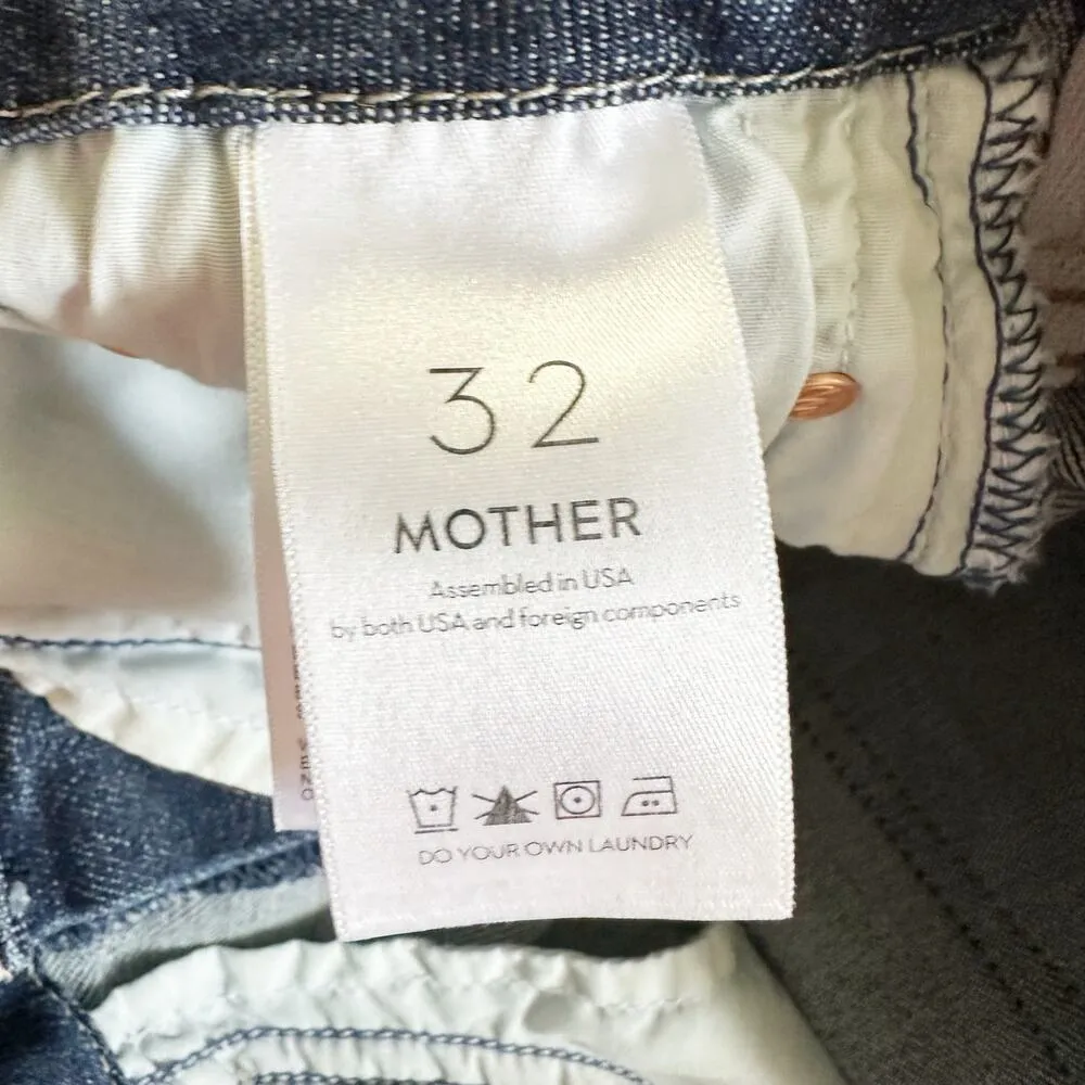 MOTHER The Looker Crop Jeans in One Fell Sweep
Dark Denim Size 32 - Image 5