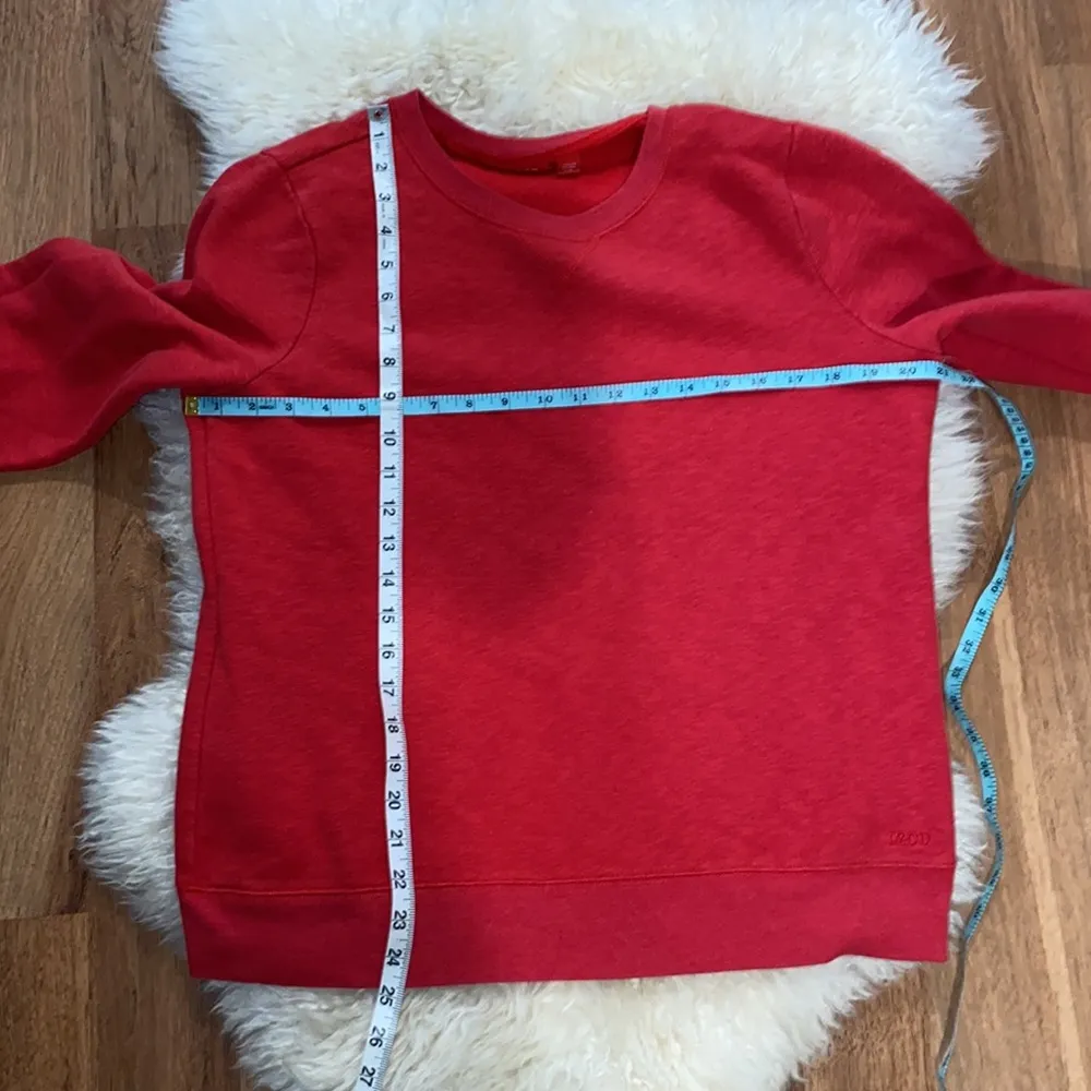 Izod Red Women’s Long Sleeve Pullover Sweatshirt EUC Sz Lg Cozy Comfy Contempo - Image 8