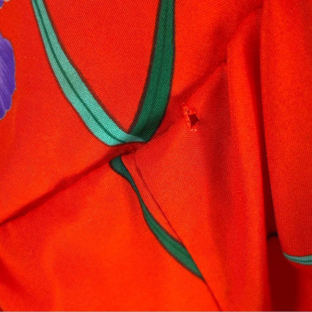 Vintage Made in Hawaii Muumuu Floral Hibiscus Print with Pockets - Image 8