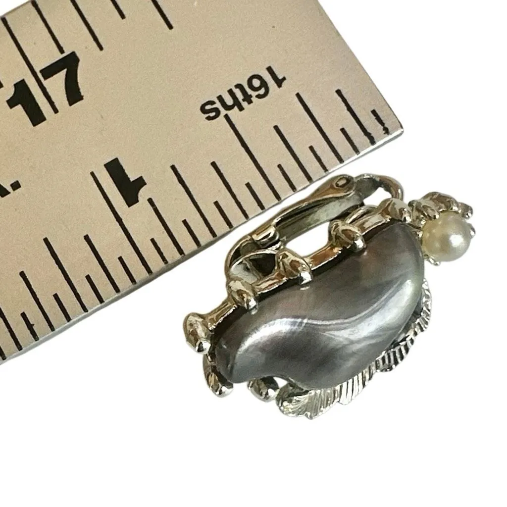 Coro Vintage Gray Thermoset Clip - Image 7