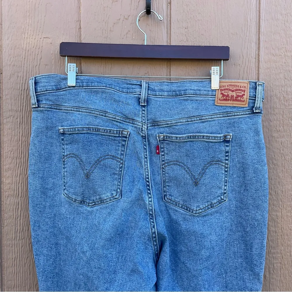 Levi’s‎ Womens Jeans Denim High Waisted Crop Flare Light Wash Stretch Plus 18 - Image 5
