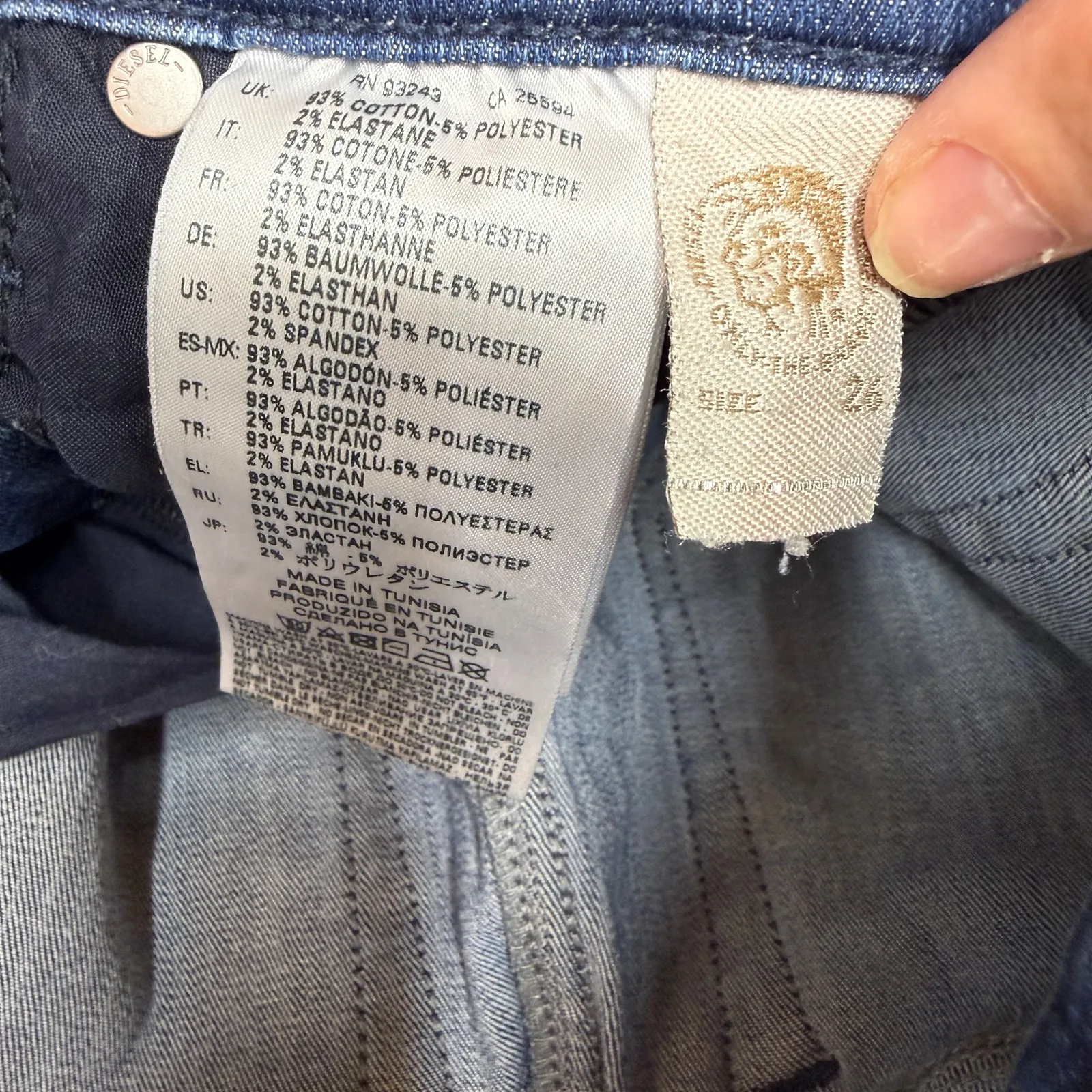 Diesel Women's Skinzee Super Slim Skinny Low Waist Jeans Size 26 - Image 3