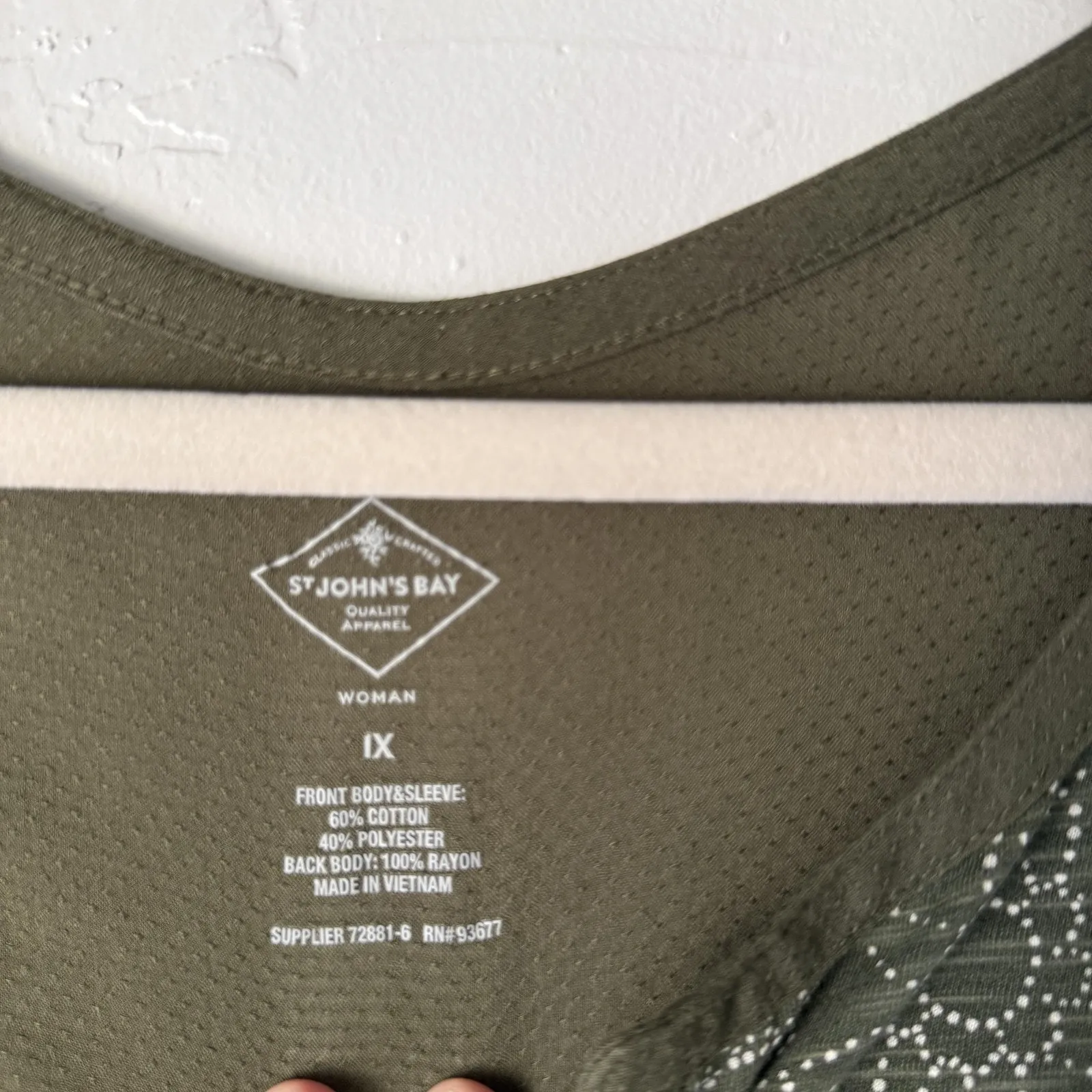 St Johns Bay Shirt Peasant 1X Olive Green Pattern‎ 3/4 Sleeve Relaxed Top - Image 4