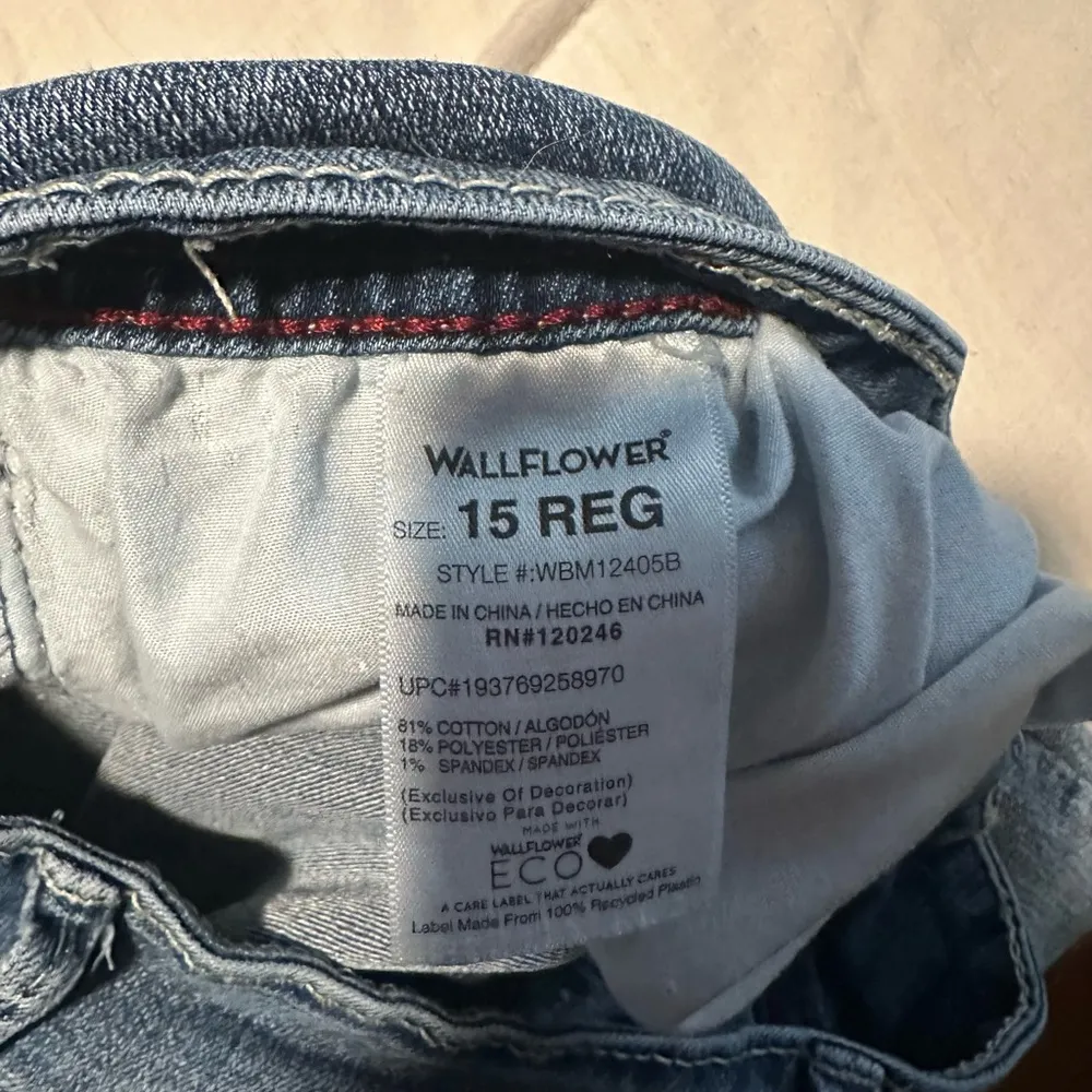 Wallflower jeans Size undefined - Image 3