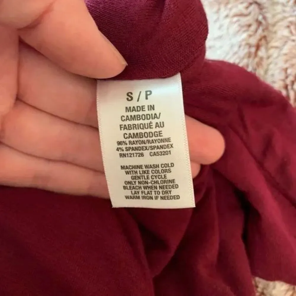 Aeropostale Womens Small Bodysuit Burgundy Sleeveless Halter Tank Top Basic Snap - Image 4