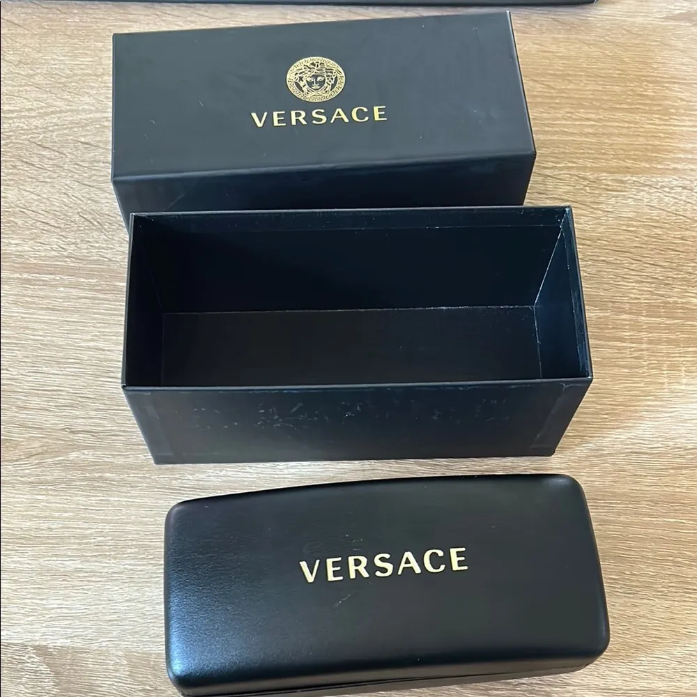 EMPTY Versace Black Sunglass Protective Case AND EMPTY box - Image 8
