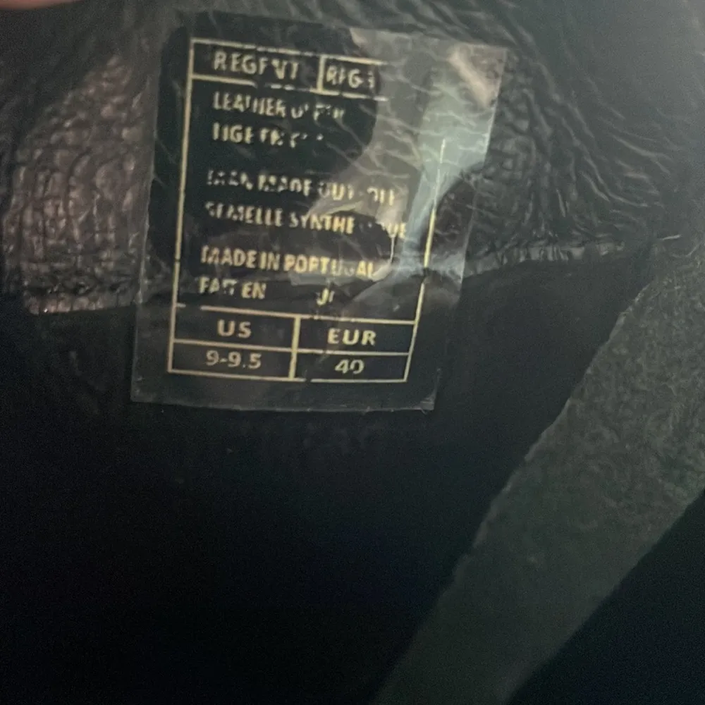 Taos Suede zipped boots with buckle women’s size 9.5 Black - Image 7