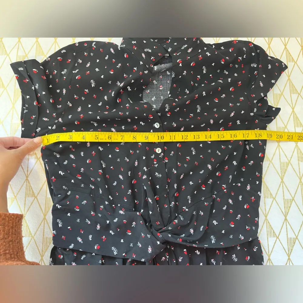 J. Jill Side Slit Waist Tie Ditsy Floral Jumpsuit Size S - Image 8