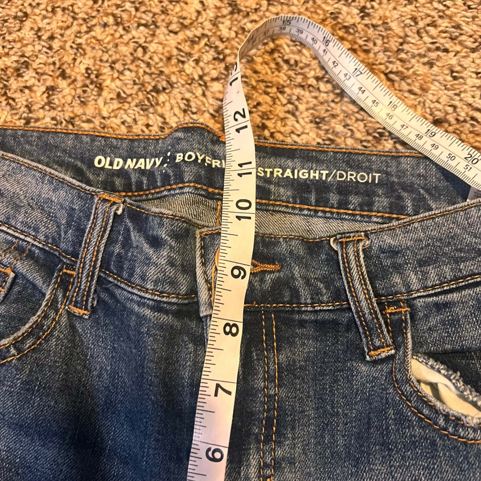 Old Navy Women‎ Boyfriend Straight Jeans Distressed Ripped Frayed Hem Dark Wash - Image 5