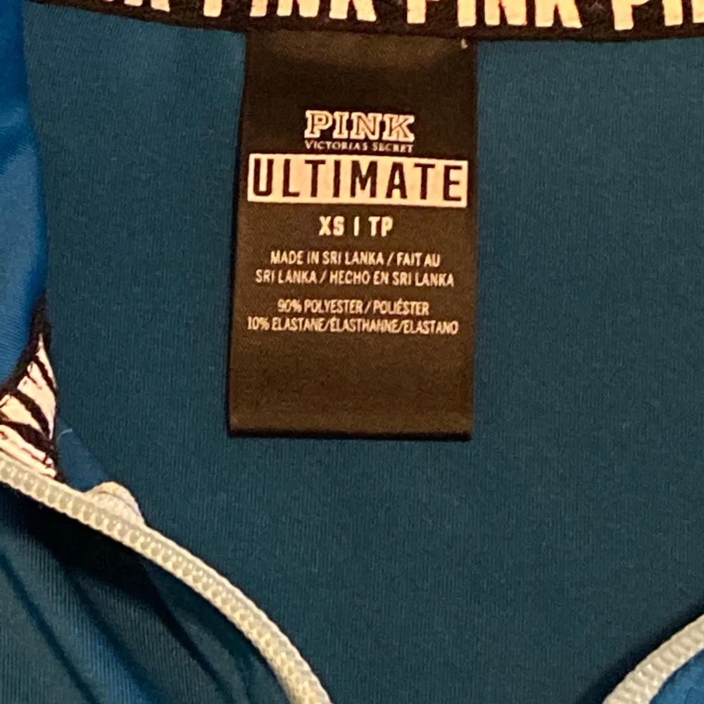 ❤️3/$12❤️ Victoria Secret PINK 1/2 zip pullover XS​ - Image 2