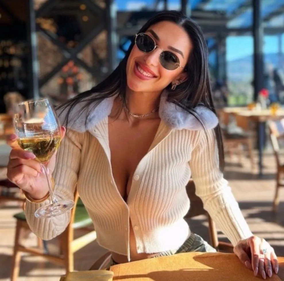 Faux Fur Collar Cardigan - Image 3