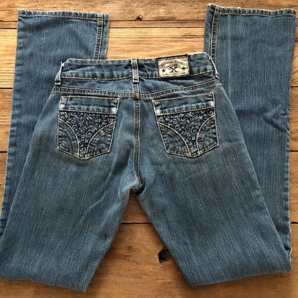 Wrangler, authentic brand twentyX low rise bootcut jeans - Image 2