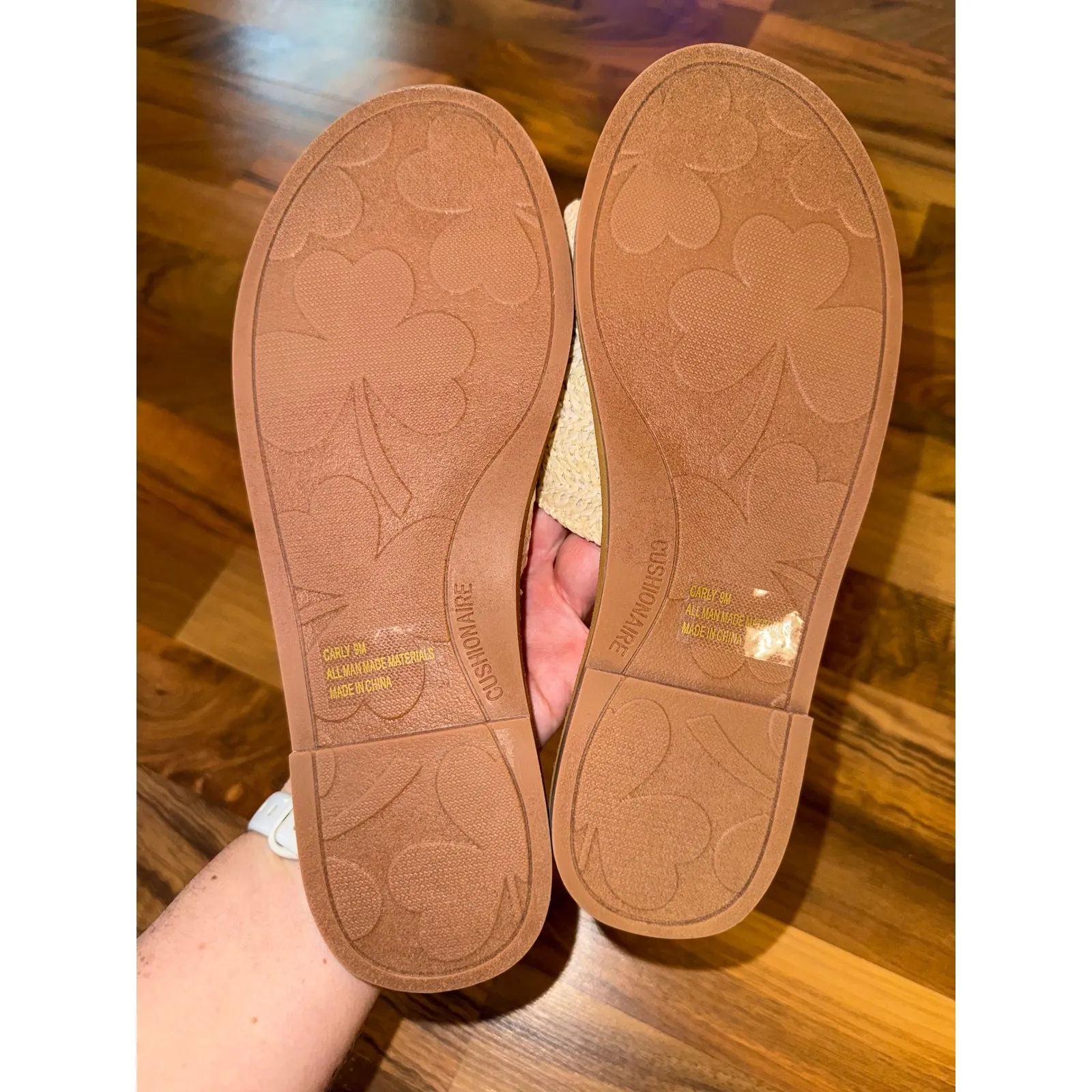 Cushionaire Women Carly Slide Sandals Straw Weave Comfort Tan Brown Size 9 NWOT - Image 3