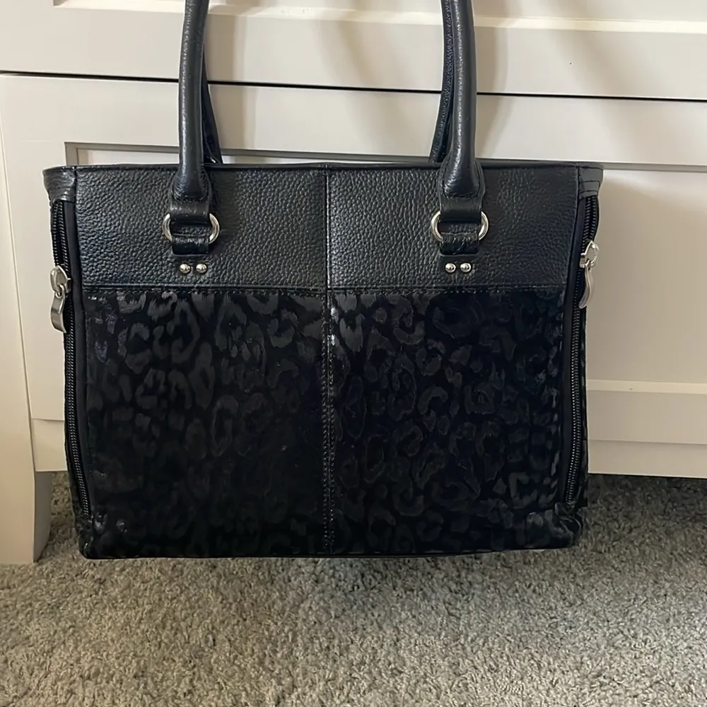 Gun Tote’n Mamas Traditional Open Top Tote Concealed Carry Purse - Image 4