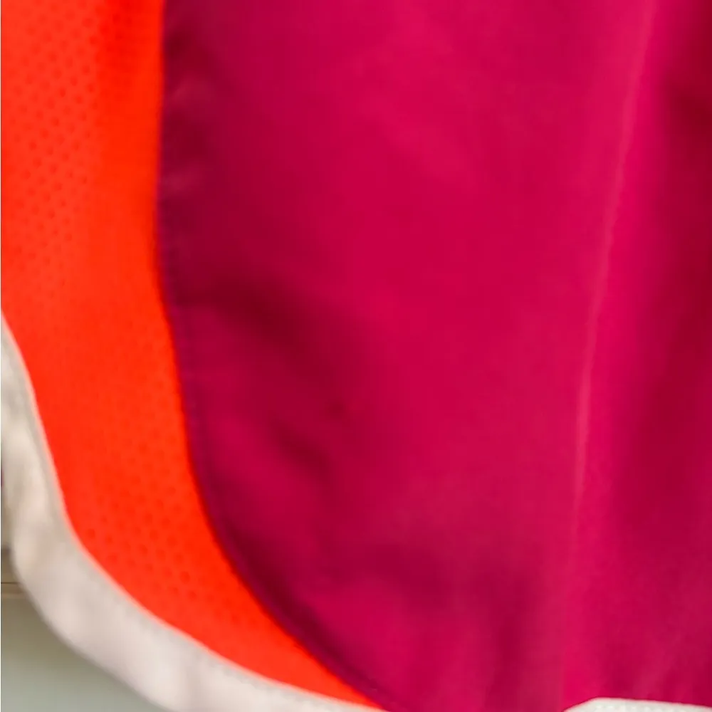 NIKE Dri-Fit Tempo Shorts pink medium - Image 5