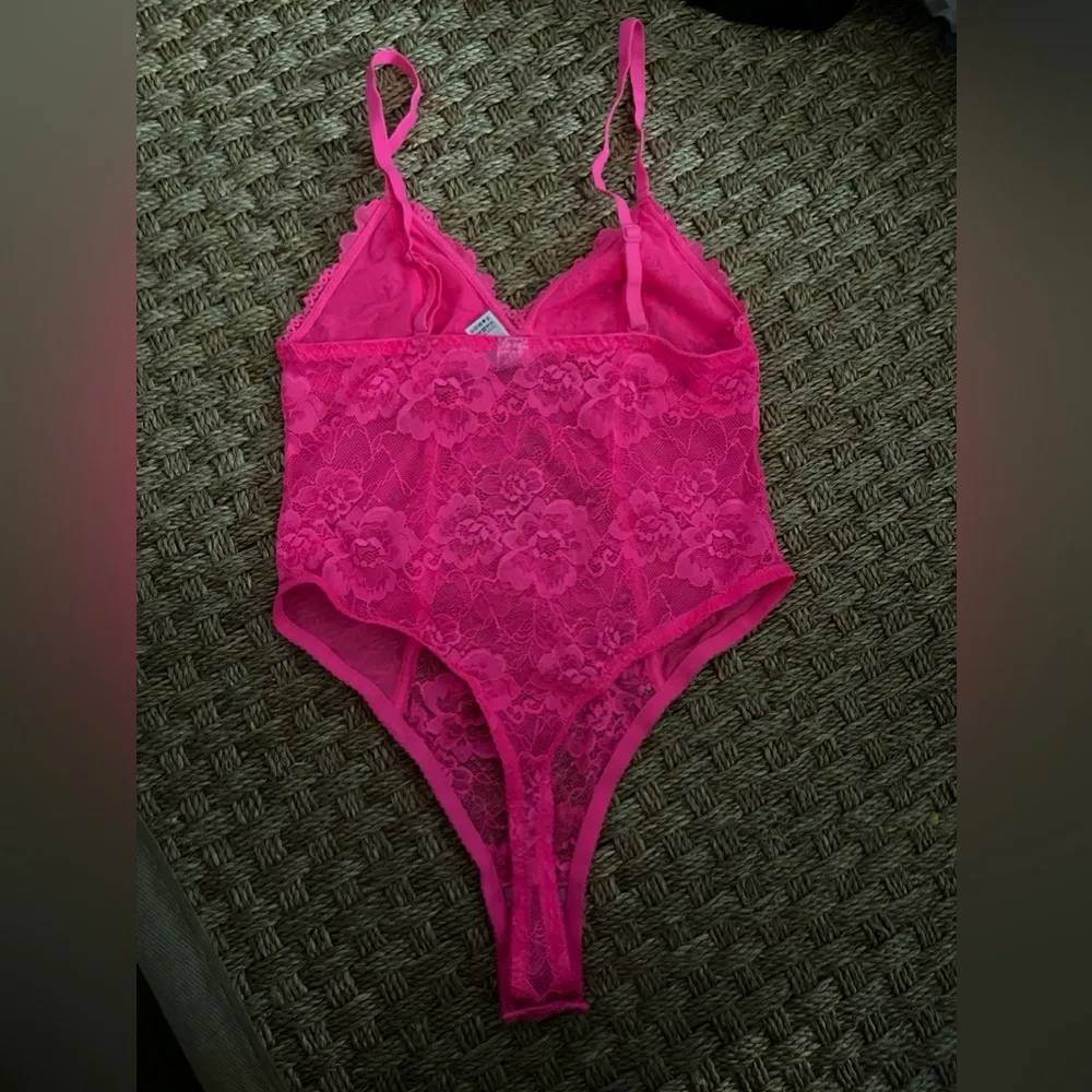 🦄NWOT FOREVER 21 Mesh & Lace Thong Lingerie Bodysuit, Medium - Image 4