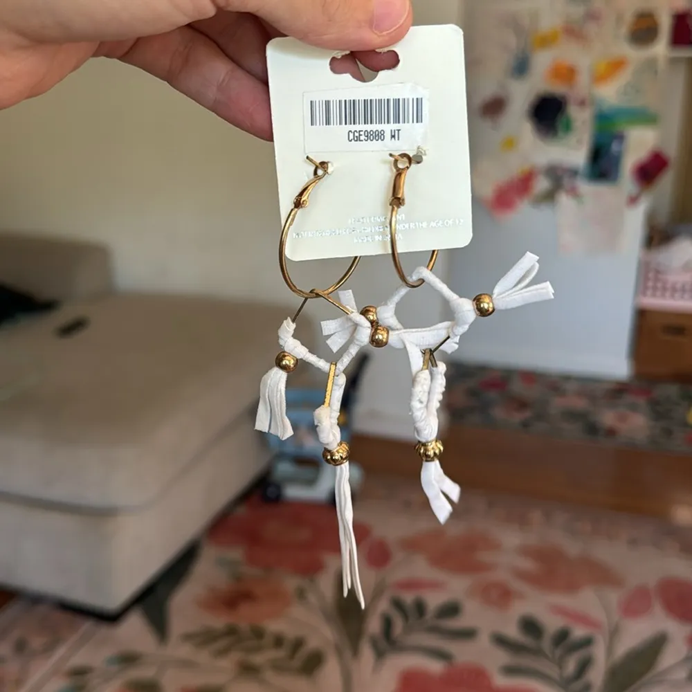 Mia Collection White Gold Western Boho Tassel Costume Hoop Earrings - Image 4