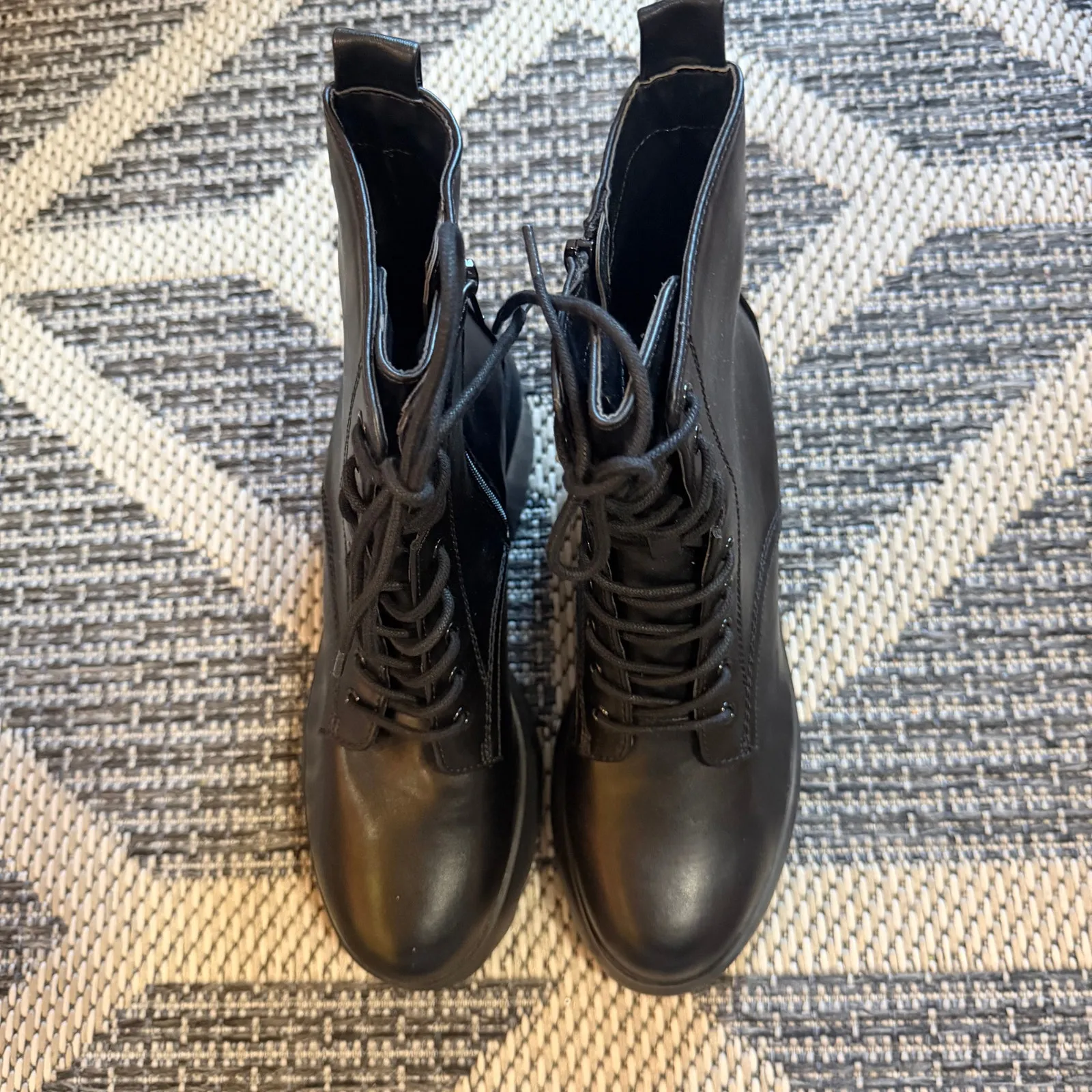 Bar III Womens Peliican Faux Leather Lace-Up Booties Size 9.5M - Image 3