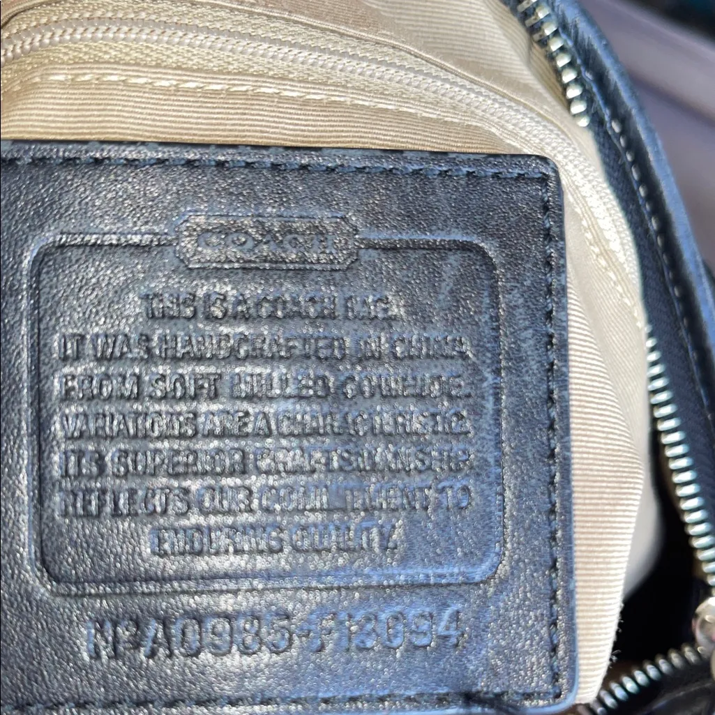 Coach Sarah 2 way Hobo Bag F13094 Pebbled Black Leather Shoulder Bag Crossbody - Image 5