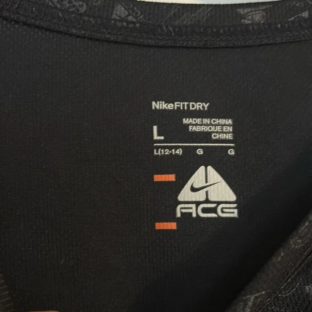 Nike ACG Long Sleeve Shirt Black Size L - Image 2