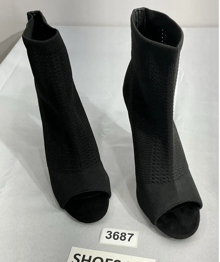 Womans Cape Robbin Elnora 11 Black Mesh Fabric Pullon Peep Toe Heel Ankle Boots - Image 1