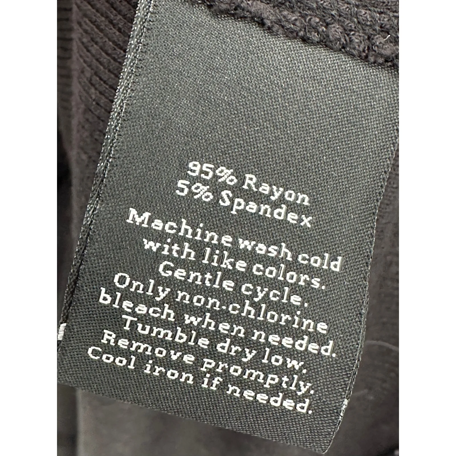 Rock & Republic Top Women‎ XL Black Short Sleeve Distressed Ribbed T-Shirt Tee - Image 4