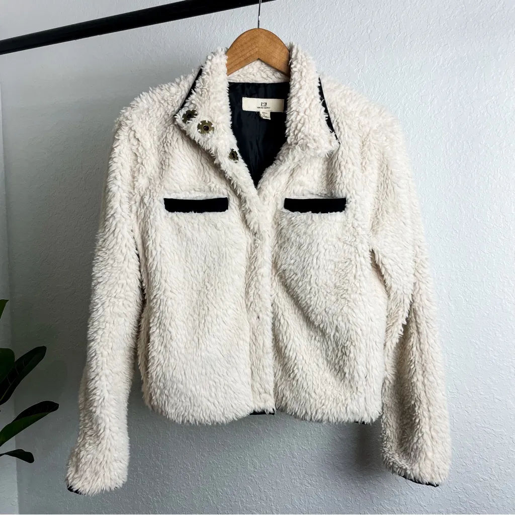 🛎️ 5/$20 Thread + Supply Soho Faux Shearling Jacket Coat Size S Blue - Image 3