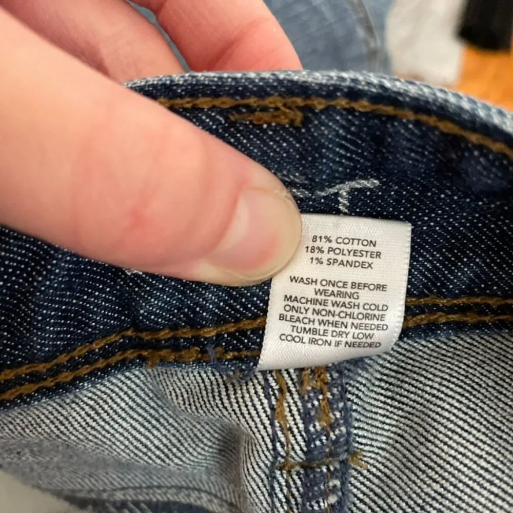 ANN TAYLOR LOFT Modern Crop Medium Wash Faded Cropped Ankle Jeans or Jean Capris - Image 8