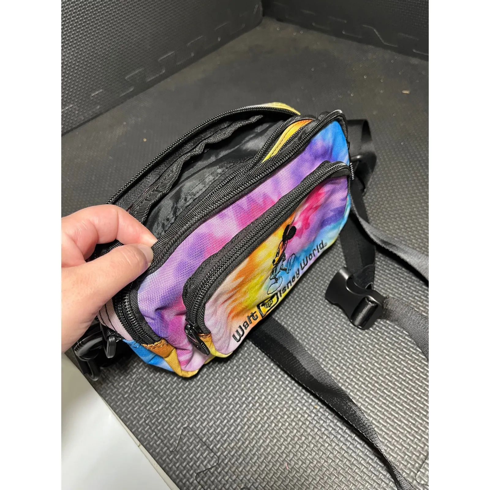 Disneyland Resort tie-dye Fanny pack belt crossbody bag Mickey Mouse
Disney - Image 5