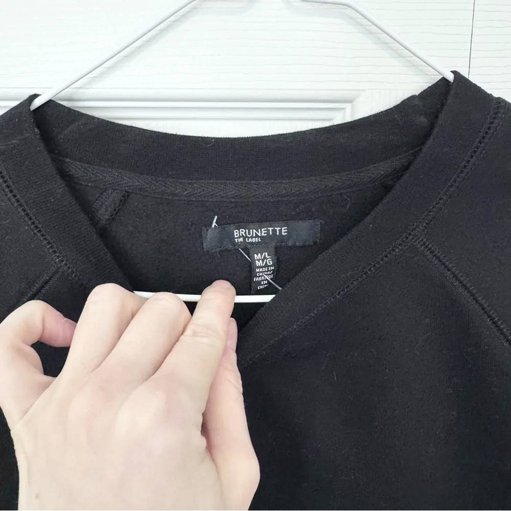 BRUNETTE THE LABEL "Jet Black" Classic Crew Neck Sweatshirt | Black M/L Size M - Image 4