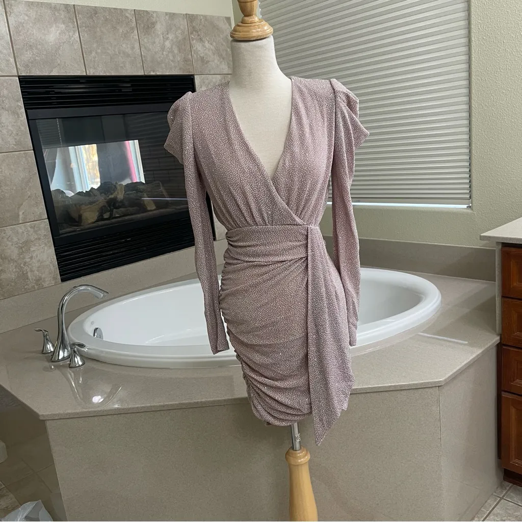 Aqua Metallic Faux Wrap Dress - Mauve Silver Size‎ 4 EUC Glitter. New Years EUC - Image 15