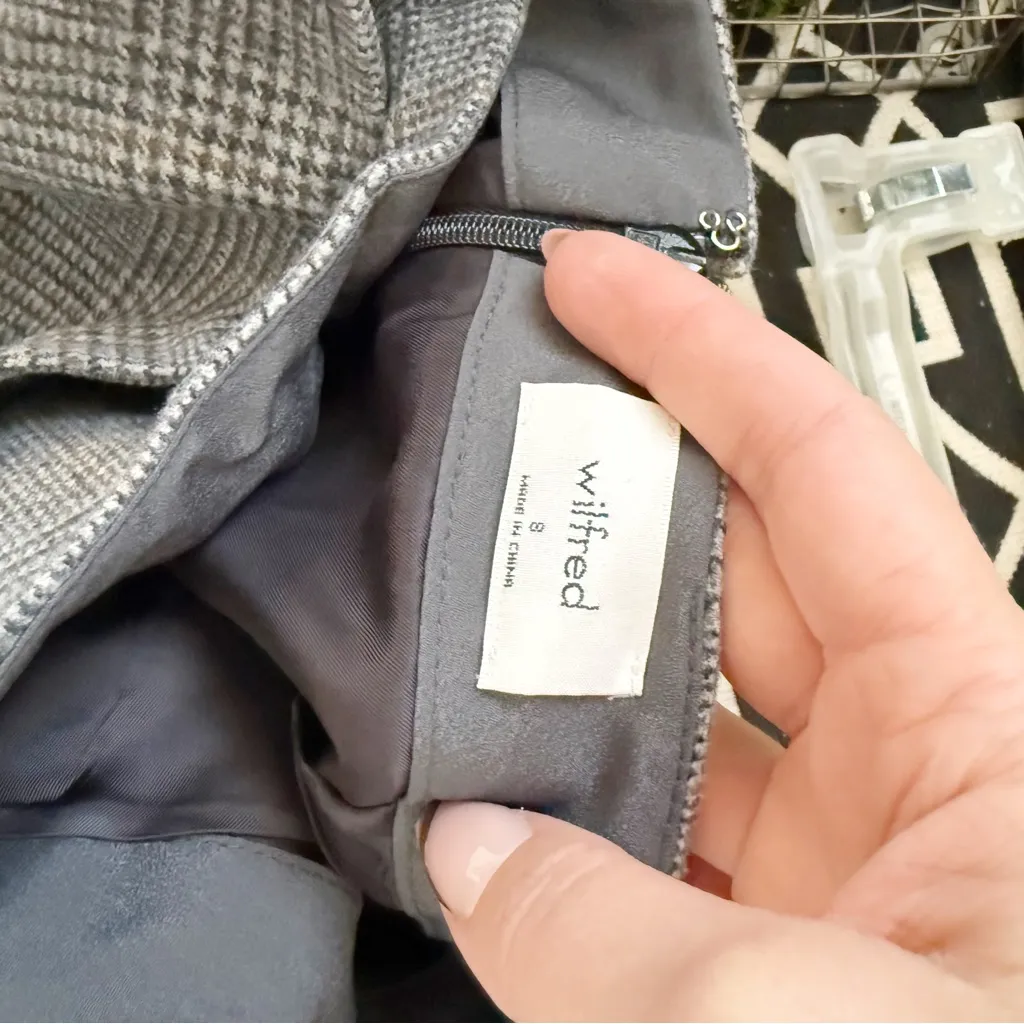 Aritzia Wilfred Tie Front Plaid Mini Skirt Sz 8 - Image 4