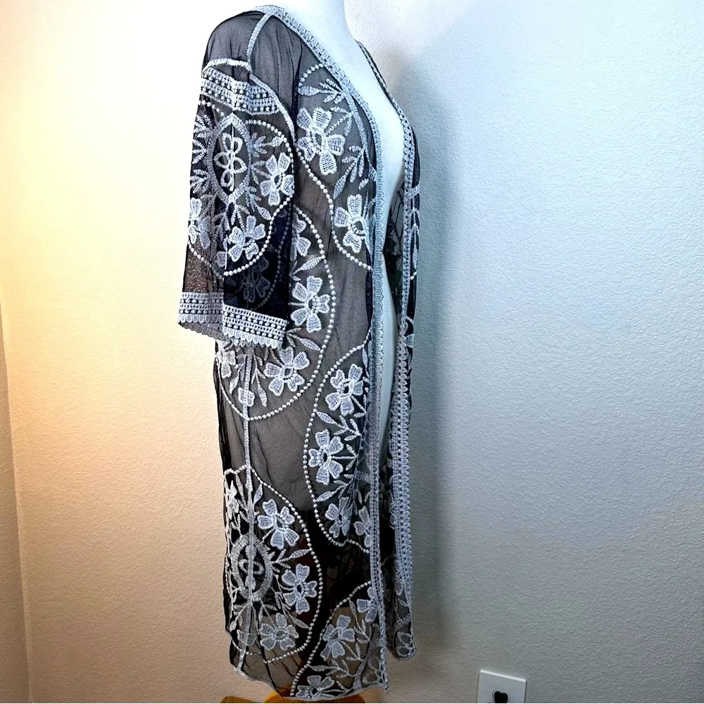 NWOT Floral Lace Medallion Kimono Open Front Cardigan One Size - Image 7