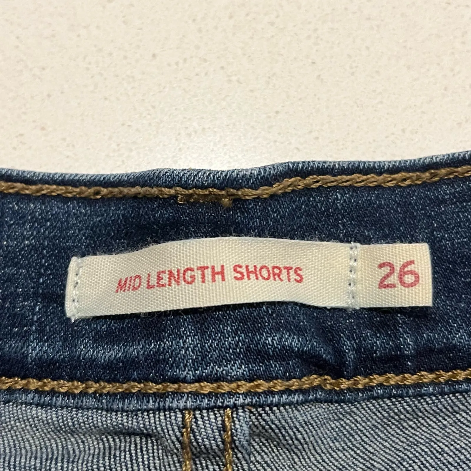 Levi’s Women’s 26 Mid Length‎ Blue Shorts Jean Denim - Image 8