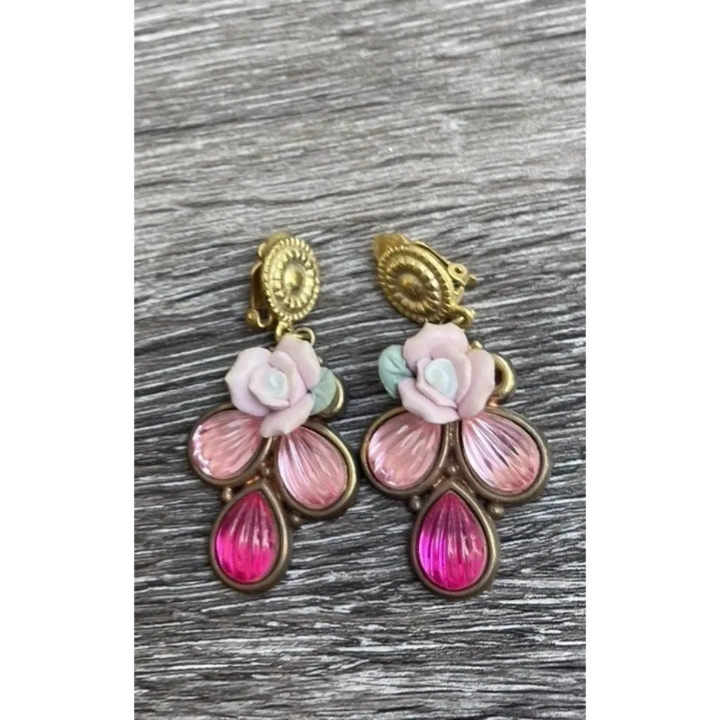 Vintage Gold Tone Pink Dangle Porcelain Flower Earrings Women’s Clip On 1950s - Image 2