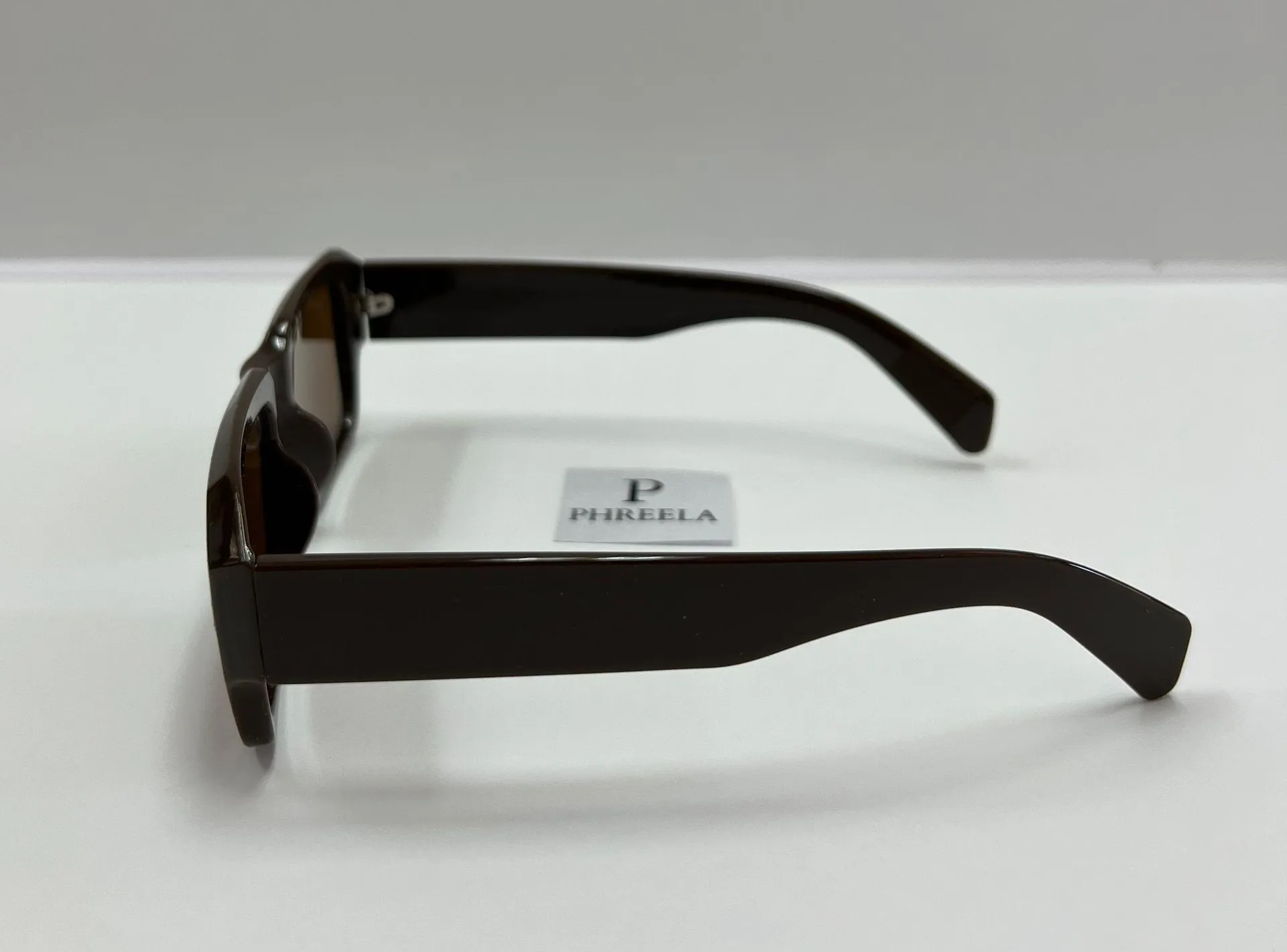 Retro Brown Square Sunglasses / Brown Chunky Sunglasses - Image 3