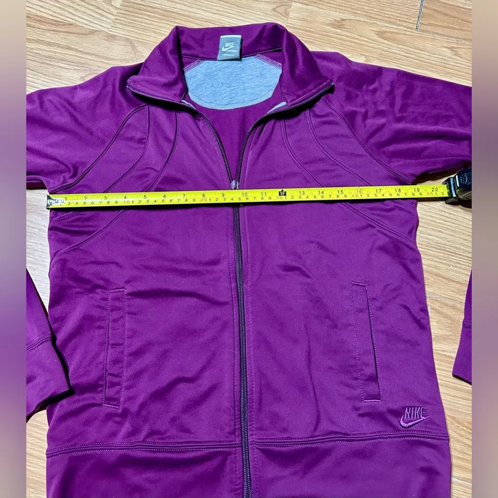 Women's Nike Purple Full Zip Jacket medium fitted - Image 7