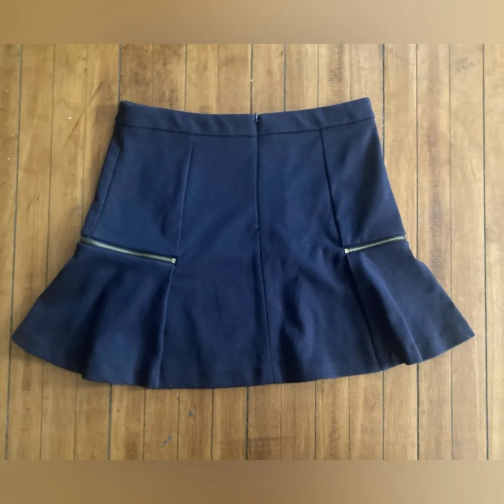 MICHAEL KORS Gold Zipper Flounce Ruffle Mini Skirt - Image 3