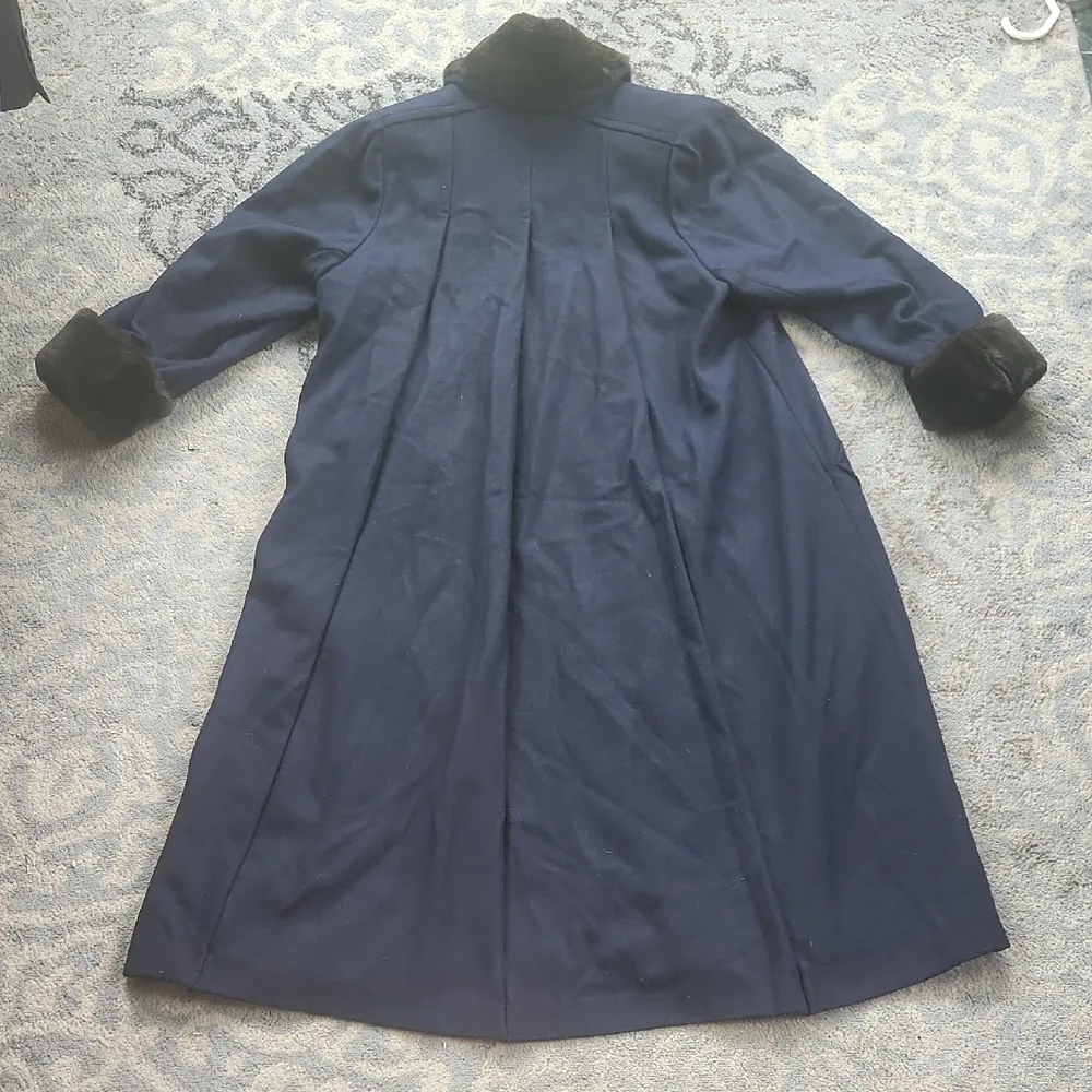 Vintage Pappagallo Wool Coat With Faux Fur Trim Navy Black 6 Blue - Image 7