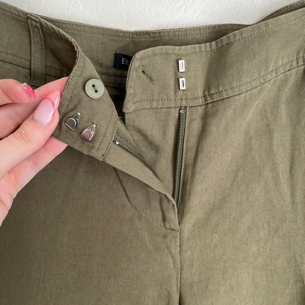 Eileen Fisher Tapered Tencel Casual Summer Shorts Olive Size Large NEW - Image 5