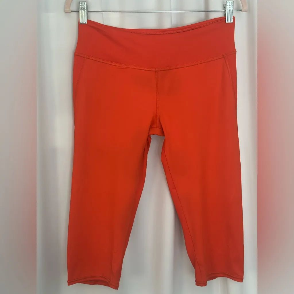 Gianni Bini Vibrant Orange/Red Cropped Active Leggings (989) - Image 2