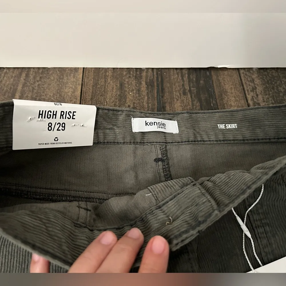 Kensie Jeans‎ Skirt, size 8 - Image 3