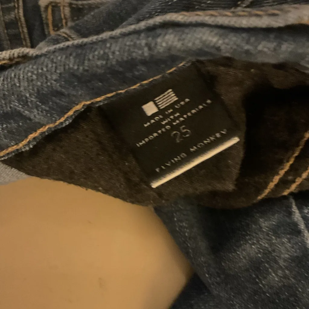 Flying Monkey Blue Jeans size 25 /26 with FREE 525 America knit sweater XS - Image 8