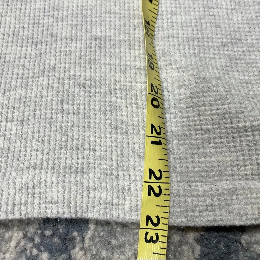 Harley Davidson  Rose Embroidered Waffle Knit Top - Image 11