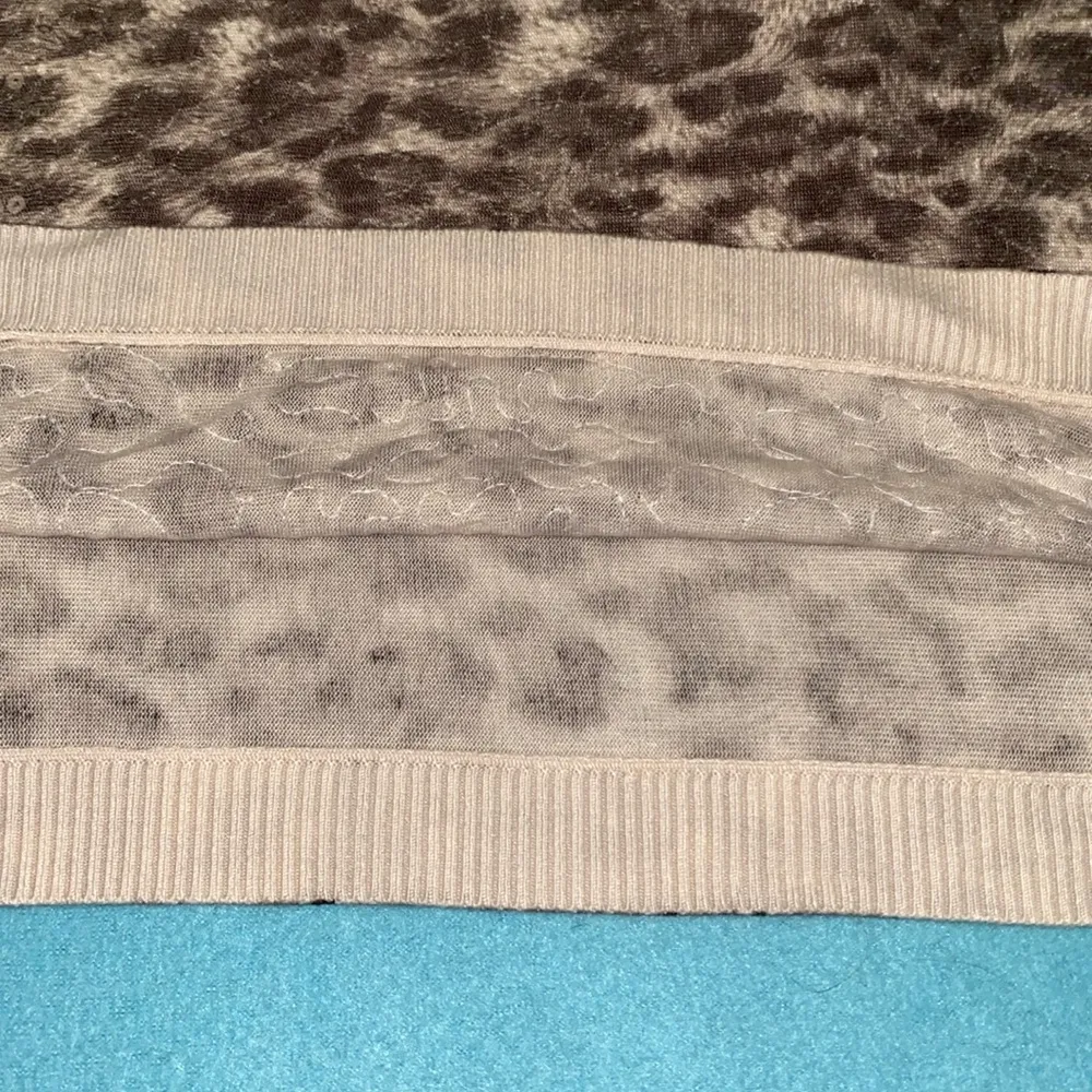 I.N.C International Concepts Leopard print sequenced v - Image 4