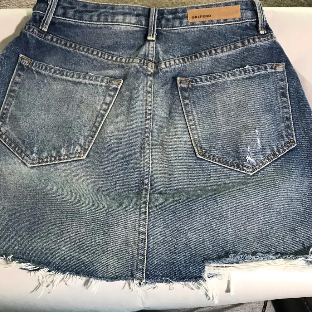 GRLFRND Denim Mini Jean Skirt Distressed Frayed Hem Offset Front Hem Size 26 - Image 4