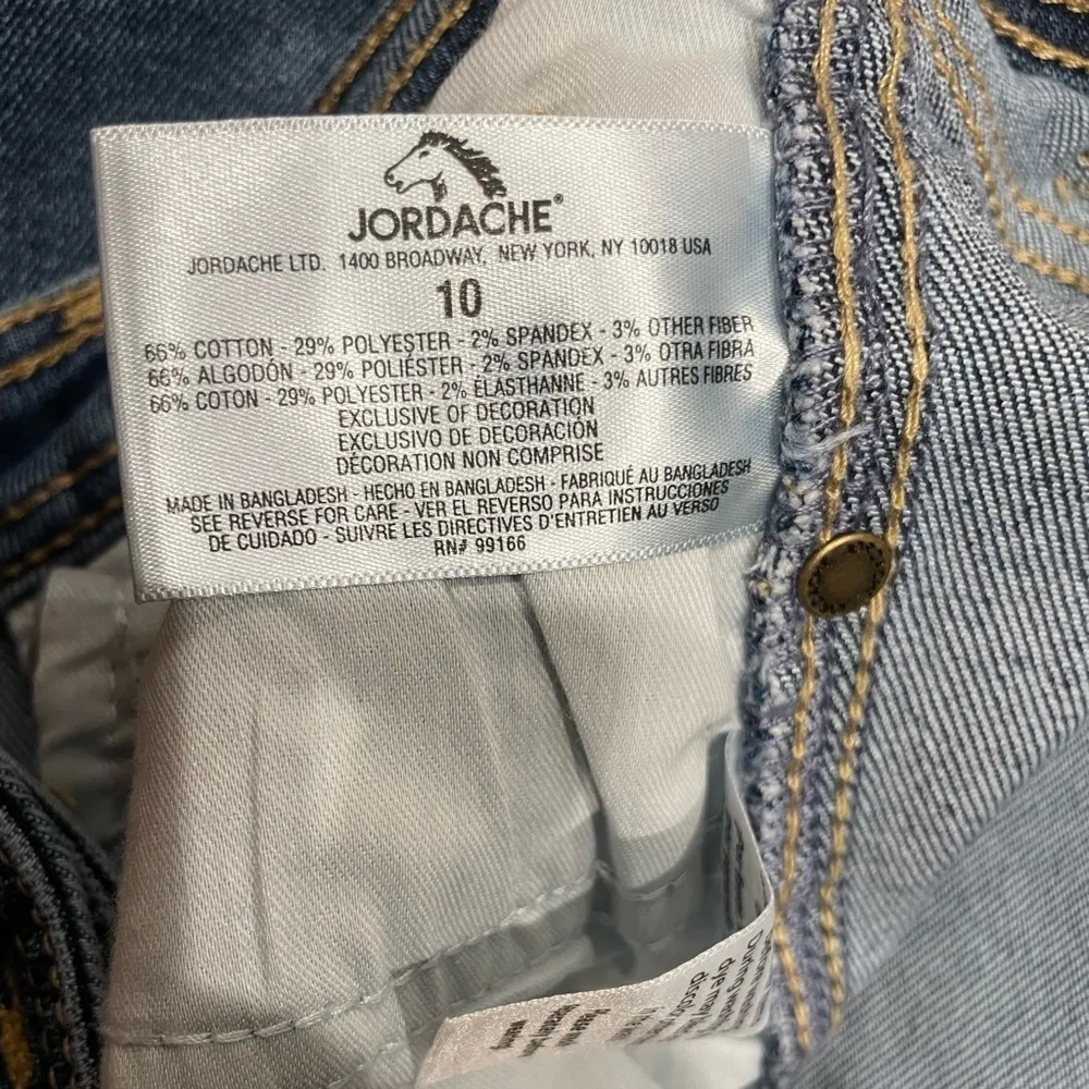 Jordache High Rise Curvy Mom Distressed Medium Was Straight Jeans - Image 4