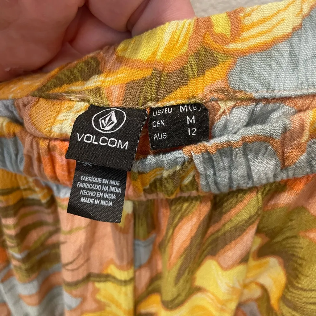 Volcom Let’s Luau Pants size medium Hawaiian Flowy - Image 8