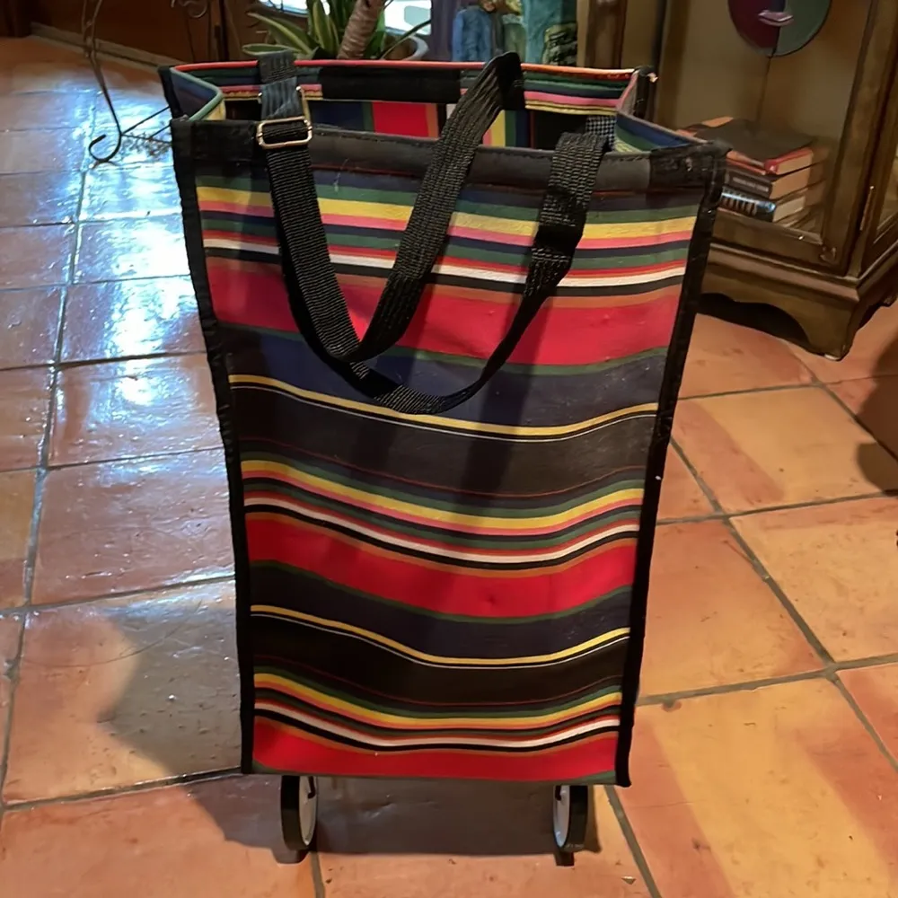 Rolling shopping tote will relist Red - Image 2